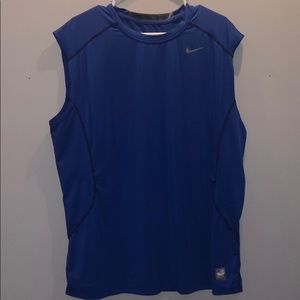Nike pro combat tank